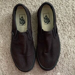 Men black classic slip-on vans
